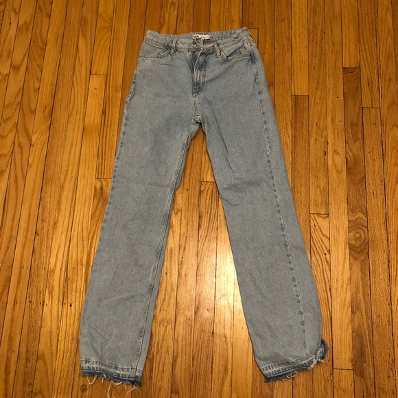 Zara Denim - Zara Collection High Rise Full Length Wide Leg Jeans Size 6 Light Blue Raw Hem